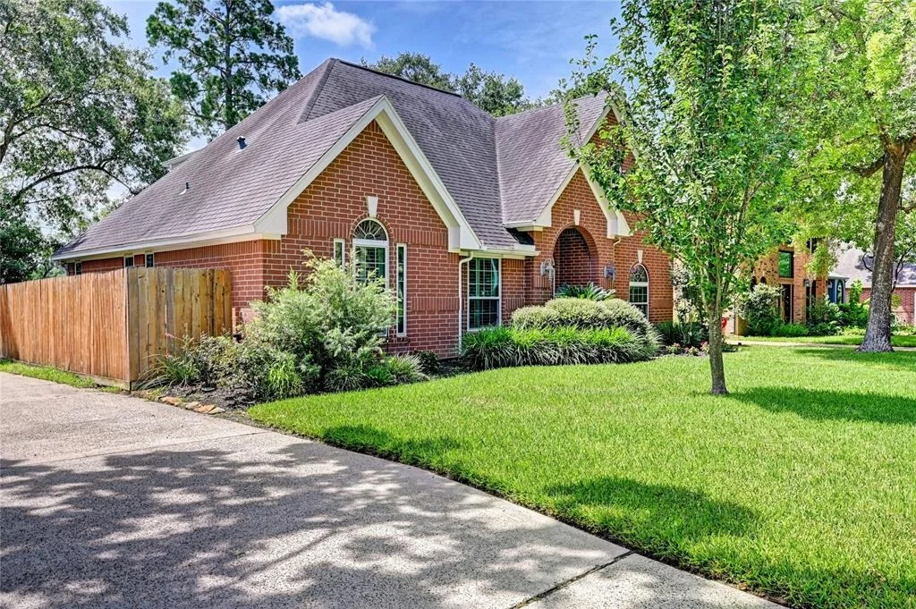 Photo of 7611 Heathrow Lane