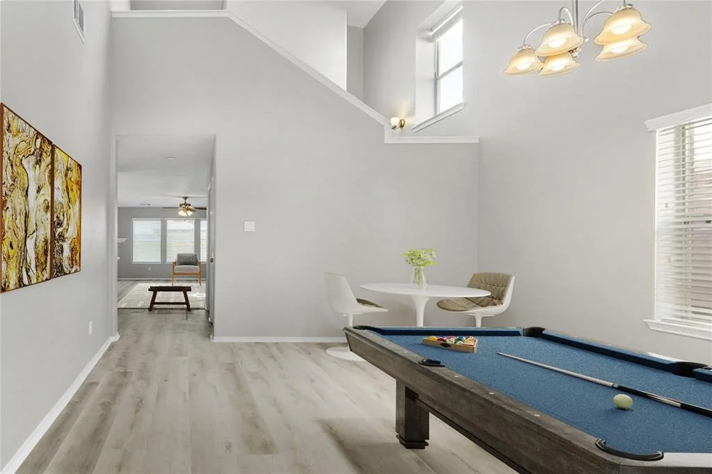 Photo of 20231 Niagara Falls Drive