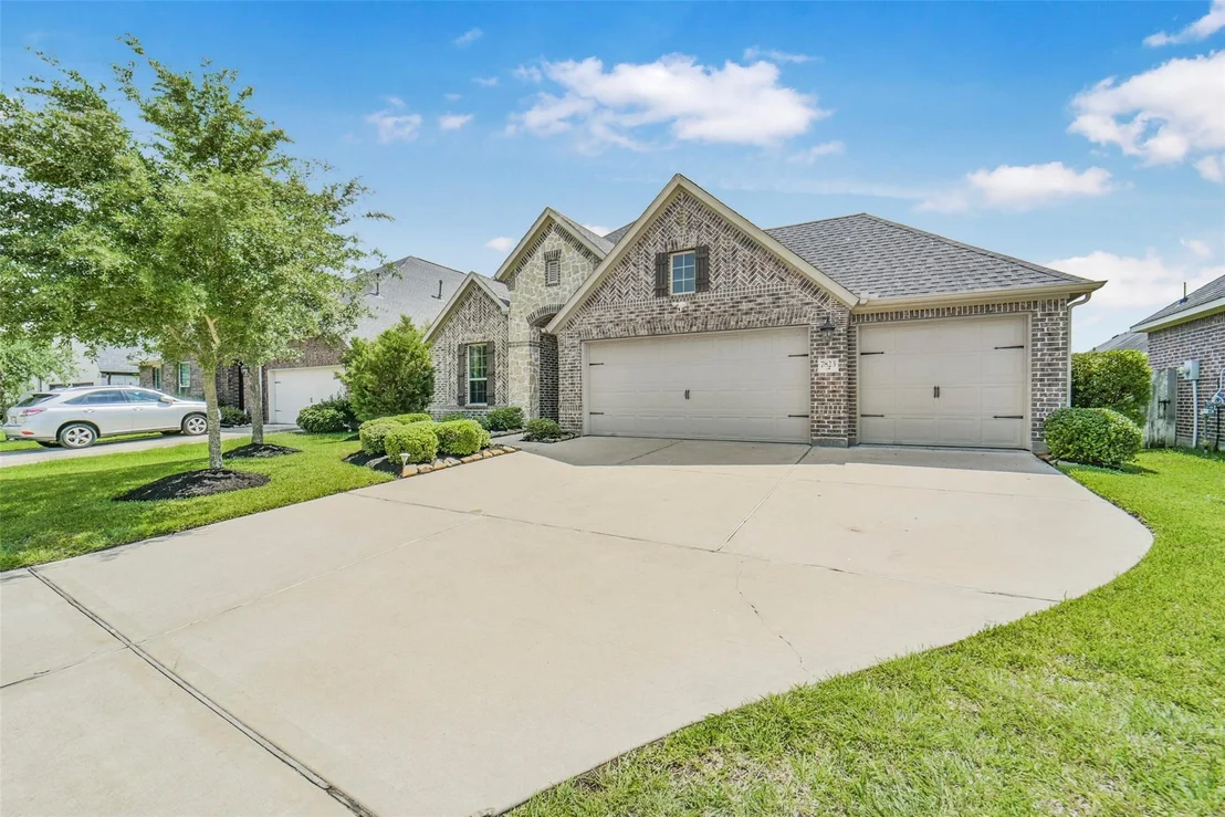 Photo of 7823 Taronga Lane