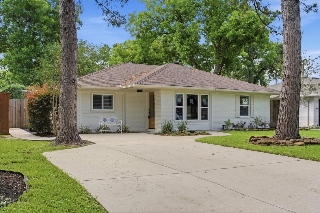 Photo of 2210 Wakefield Drive