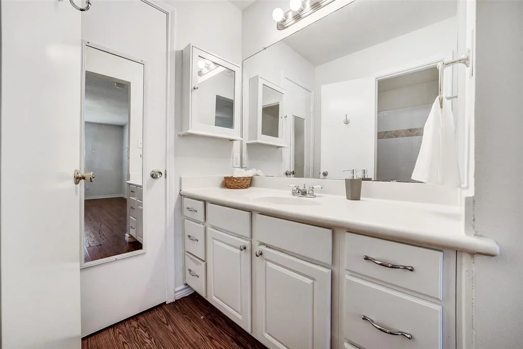 Photo of 1123 Comstock Springs Drive