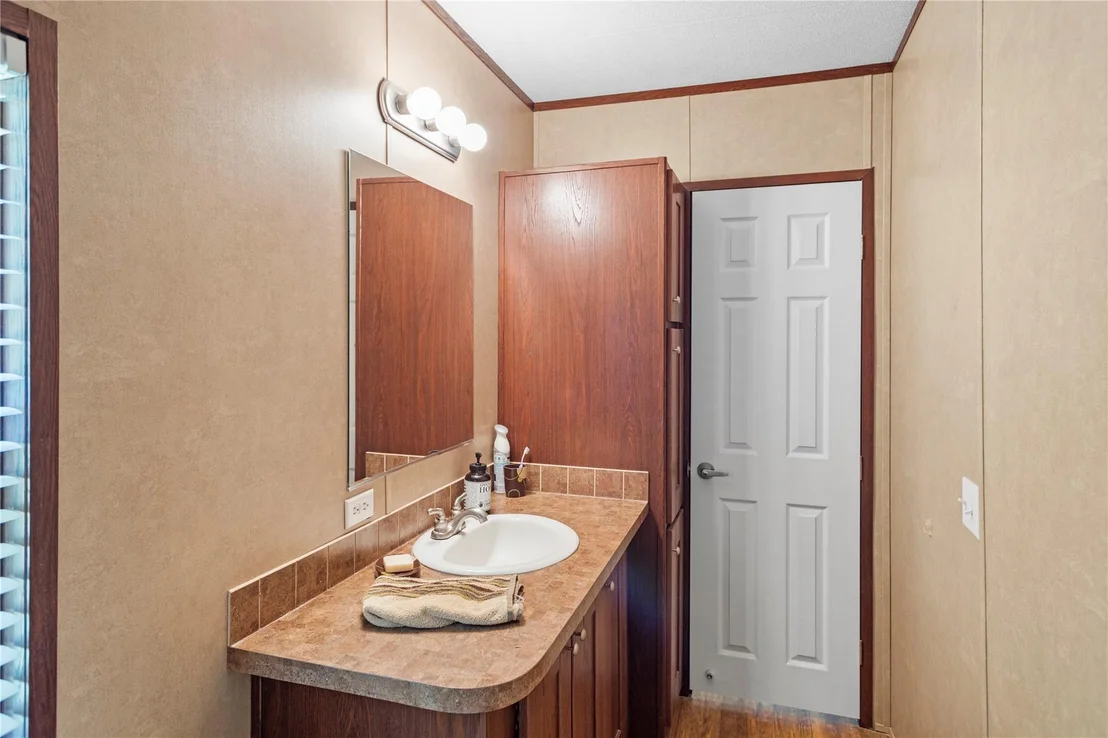 Photo of 375 Chestnut Bend