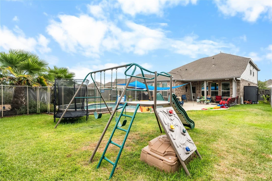 Photo of 8910 Beacon Mill Drive