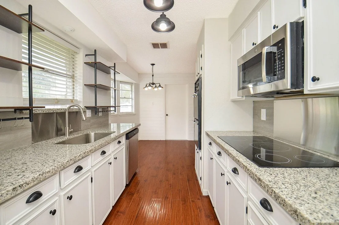 Photo of 9014 Langfield Road