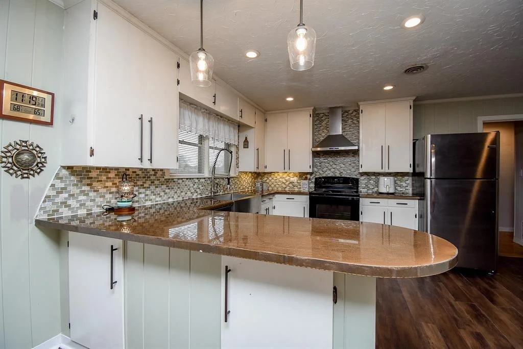 Photo of 304 Lily Lane