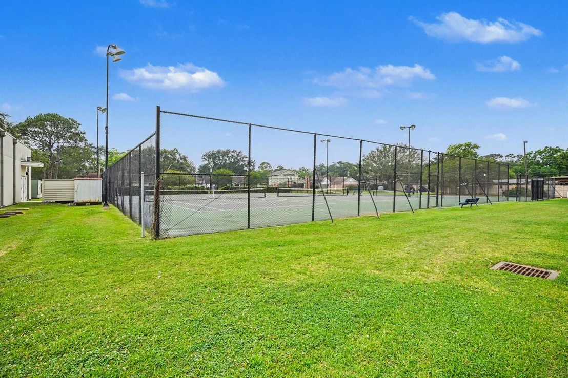 Photo of 1623 Lake Bluff Drive