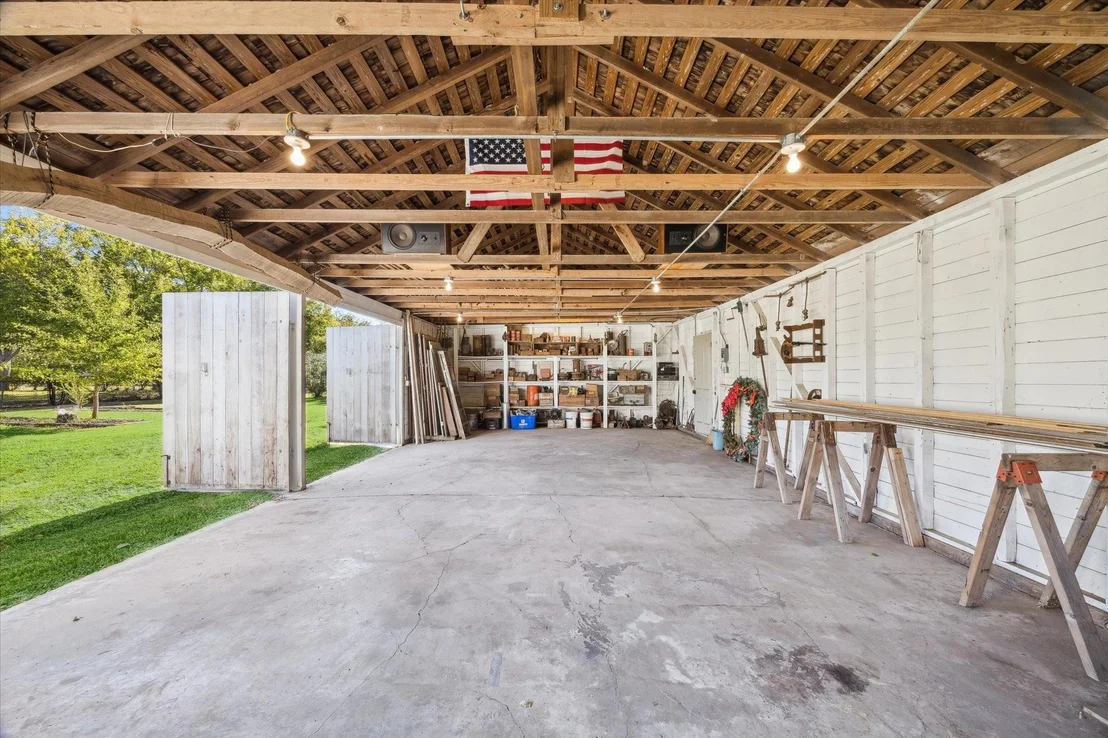 Photo of 618 Bayridge Road