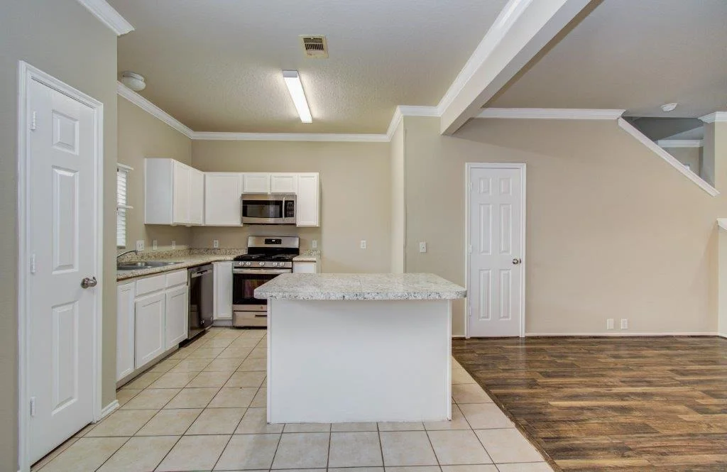 Photo of 6131 Scotchwood Drive