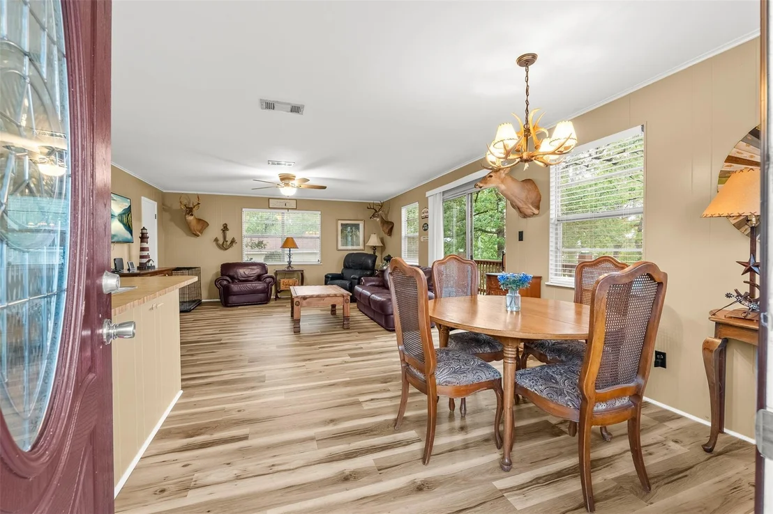 Photo of 439 Lakeview Harbor