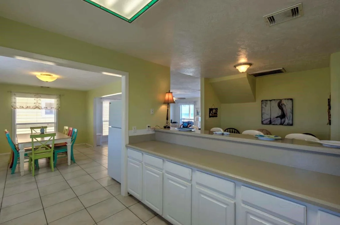 Photo of 2446 Bluewater Highway