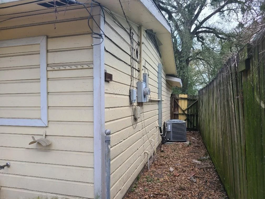 Photo of 422 Surratt Drive