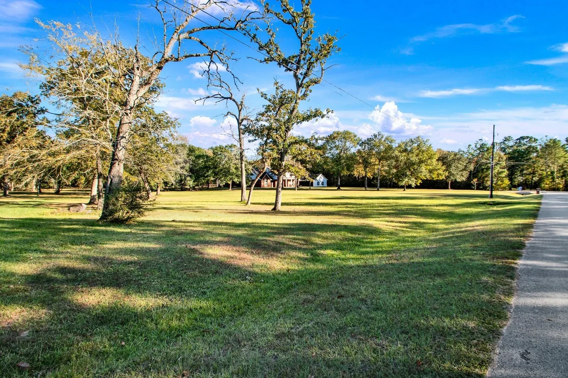 Photo of 33402 Hillside Drive