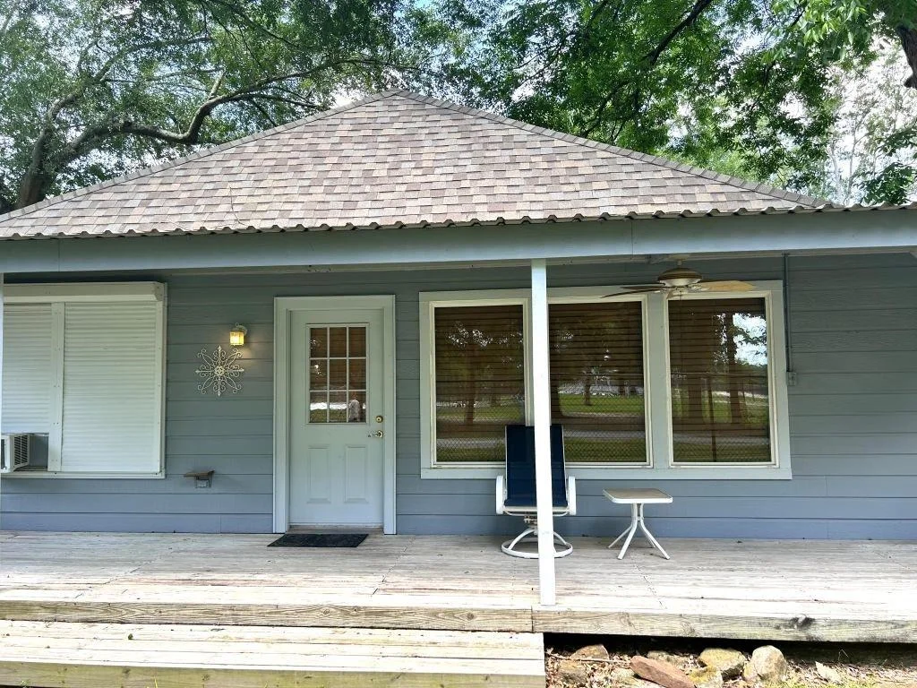 Photo of 2222 Avenue A