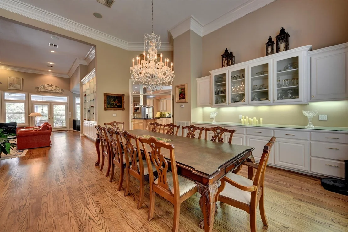 Photo of 851 Elm Drive