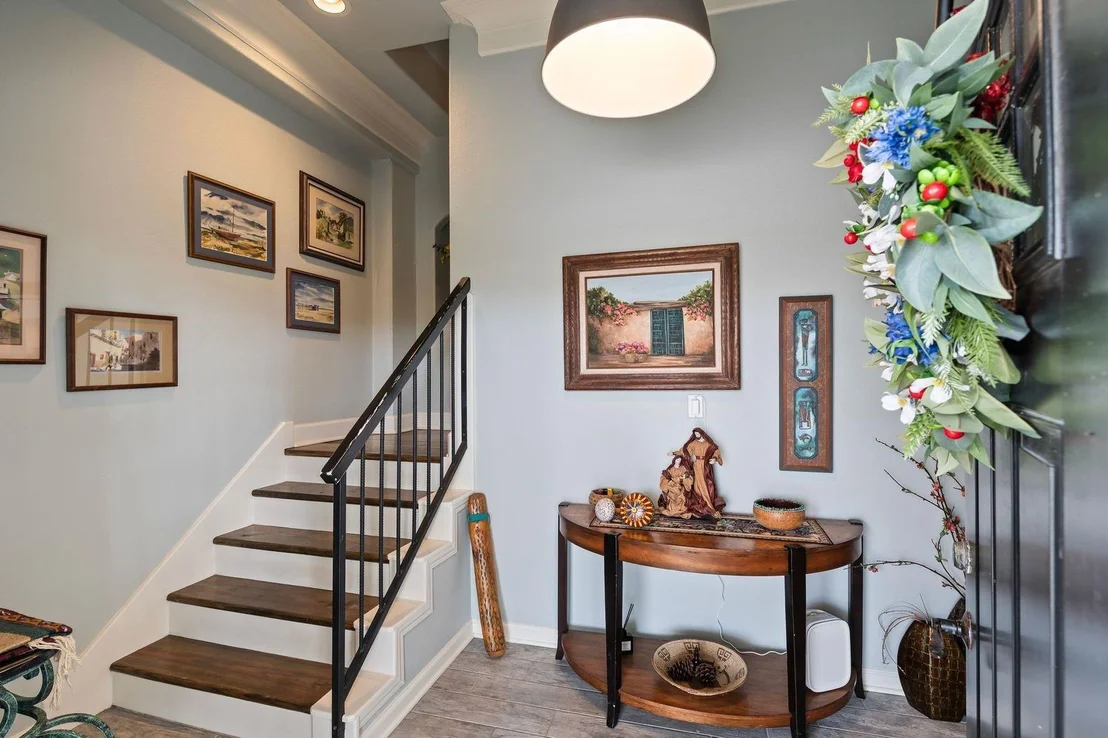 Photo of 12 Tiki Circle