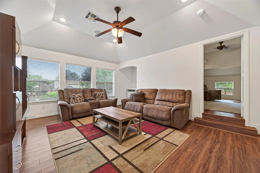 Photo of 5402 Rising Meadow Lane