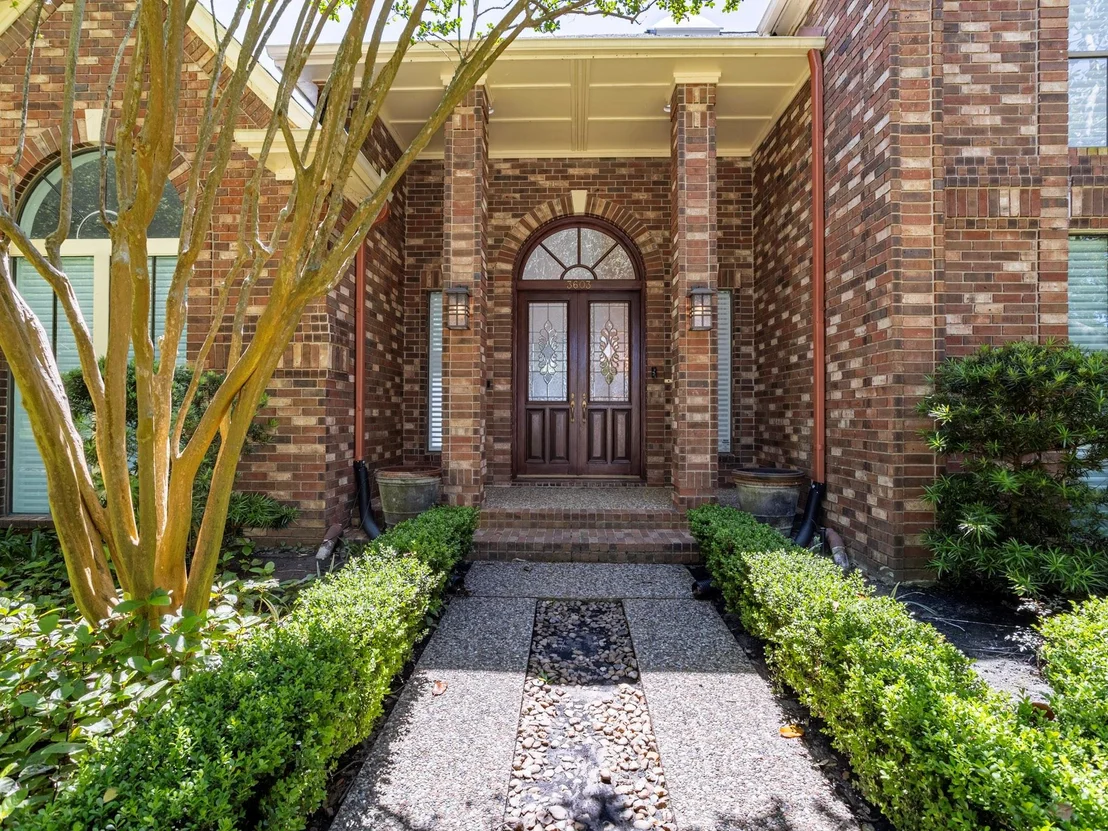 Photo of 3603 Springhill Lane