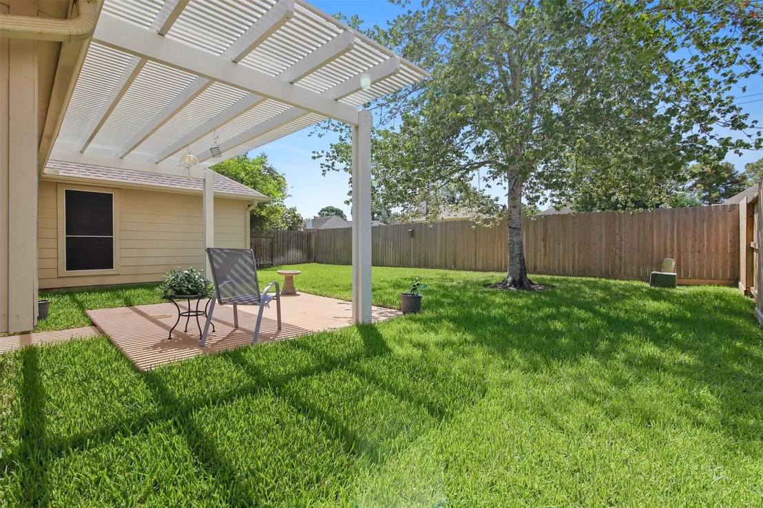 Photo of 21315 River Knoll Lane