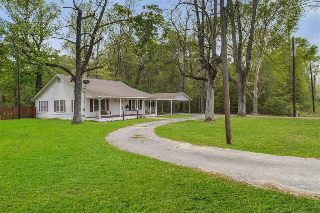 Photo of 284 County Road 318