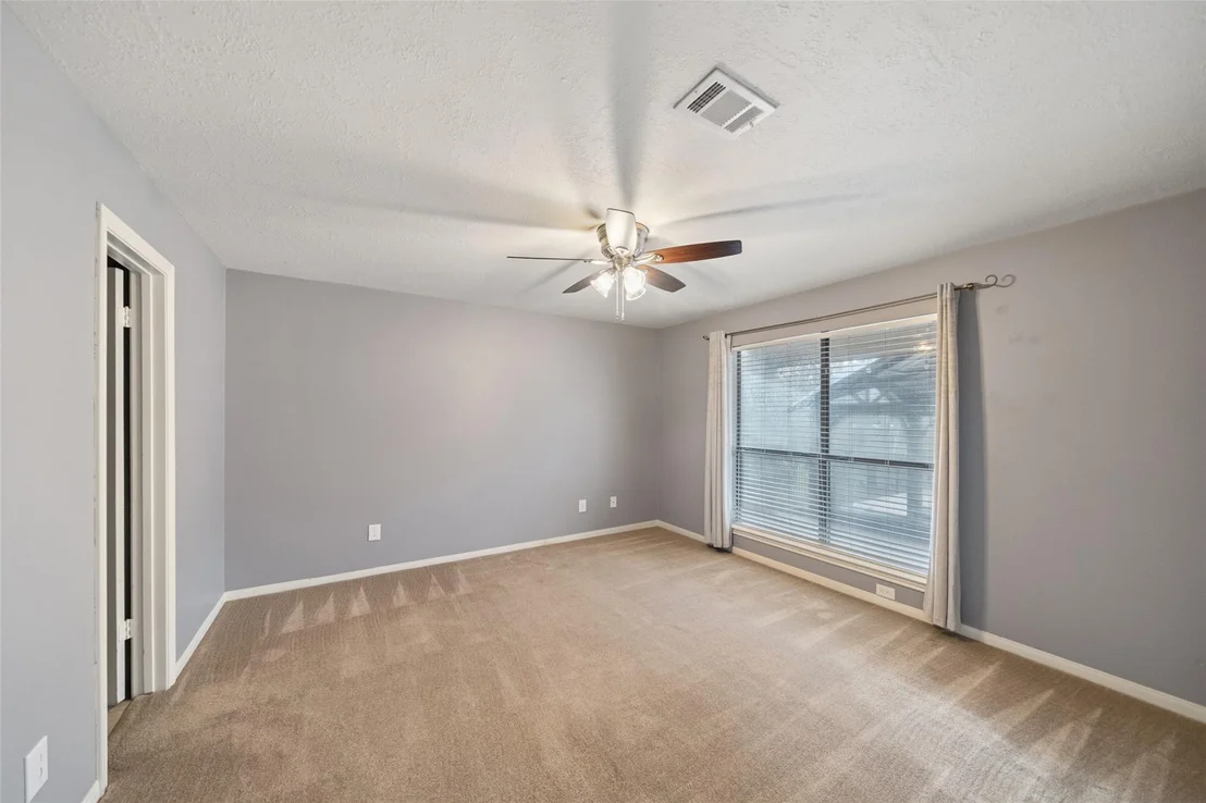 Photo of 6 Highland Hollow Drive