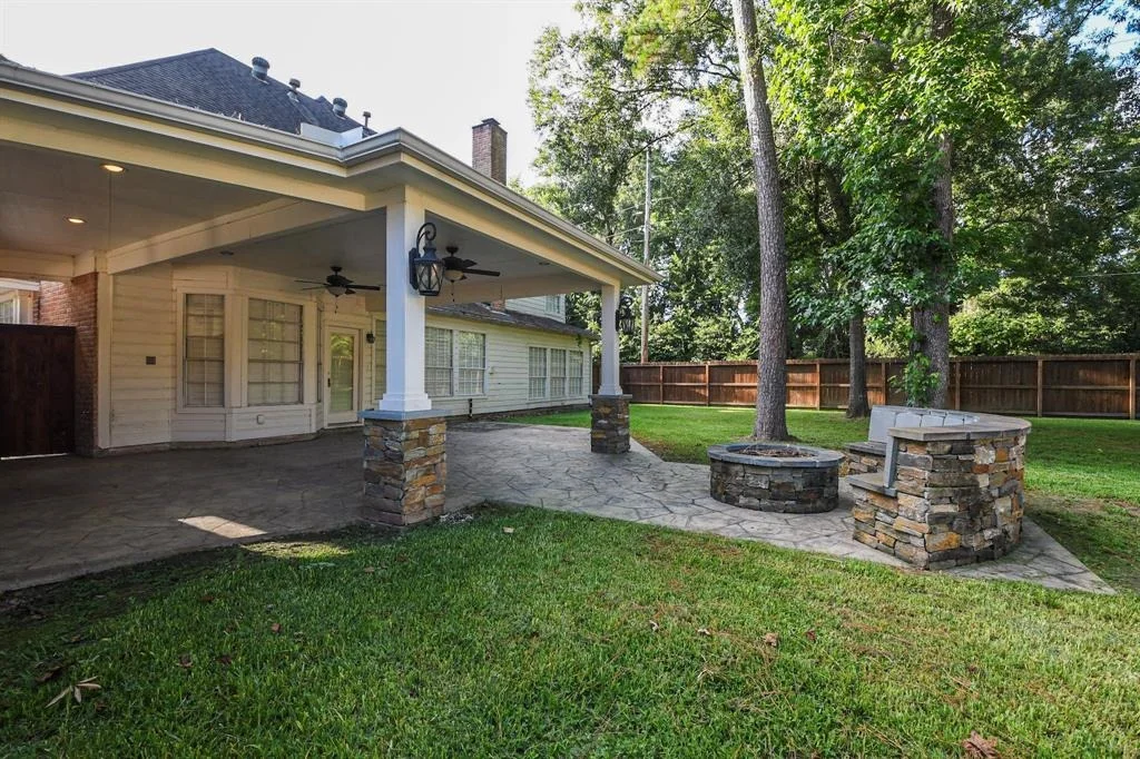 Photo of 5838 Mountain View Drive