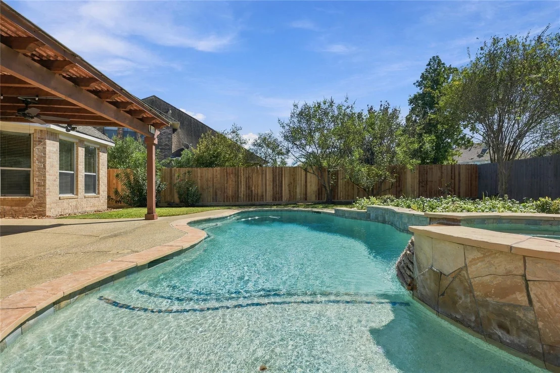 Photo of 8403 Glenn Elm Drive