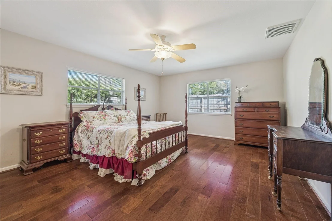 Photo of 10002 Cedar Creek Drive