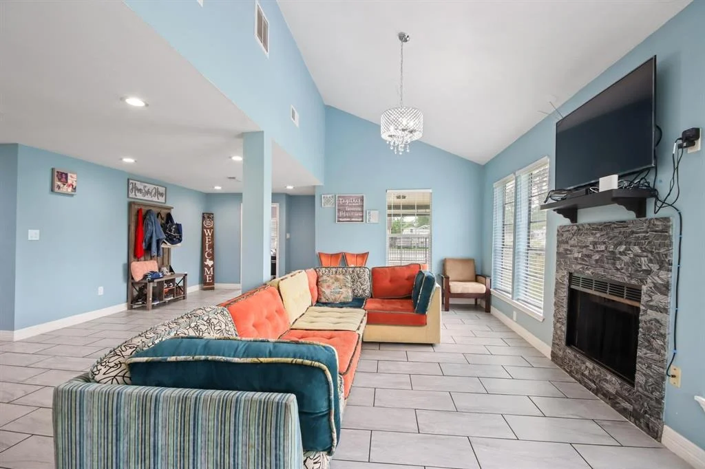 Photo of 12901 Flagstaff Lane