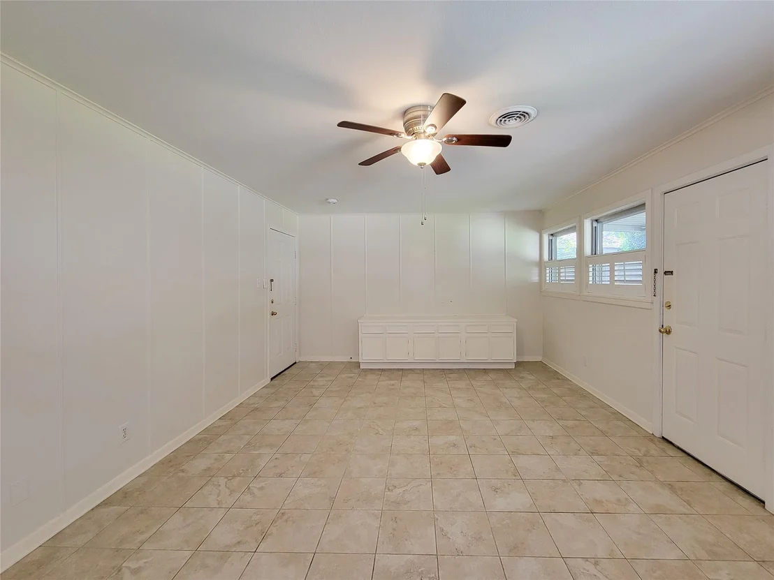 Photo of 4602 Redstart Street