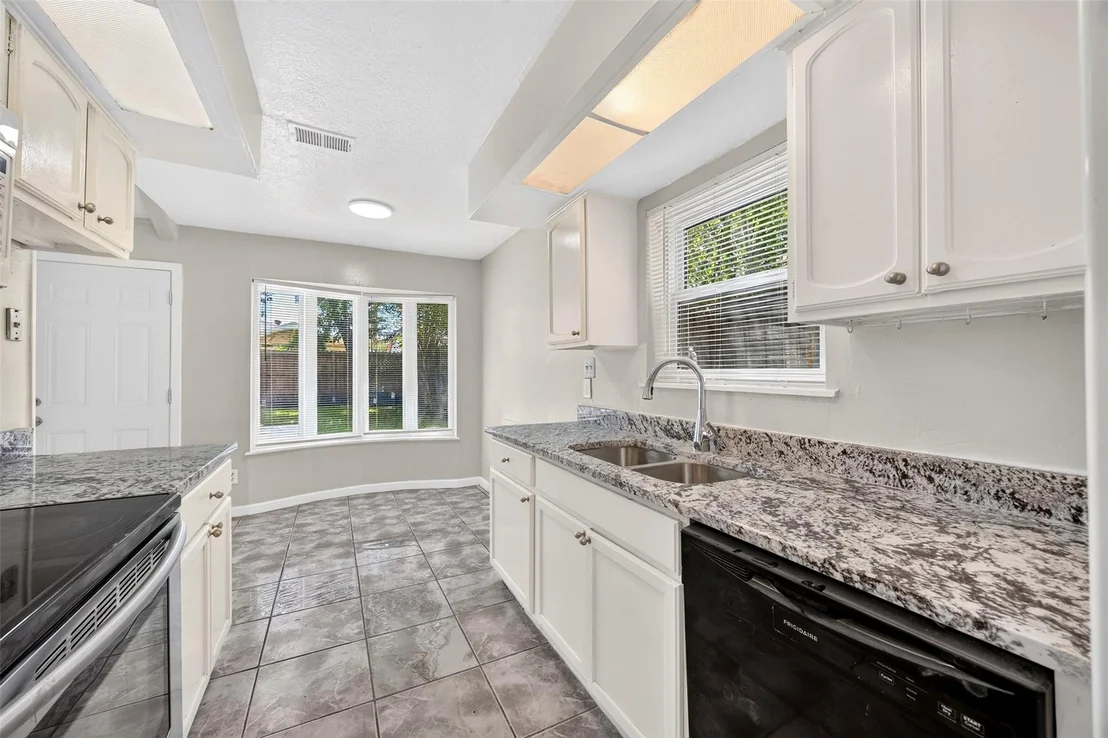 Photo of 11307 Langdon Lane
