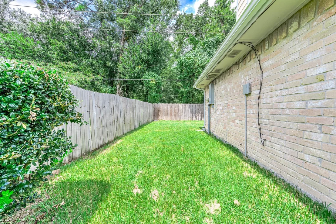 Photo of 6031 Crooked Post Road