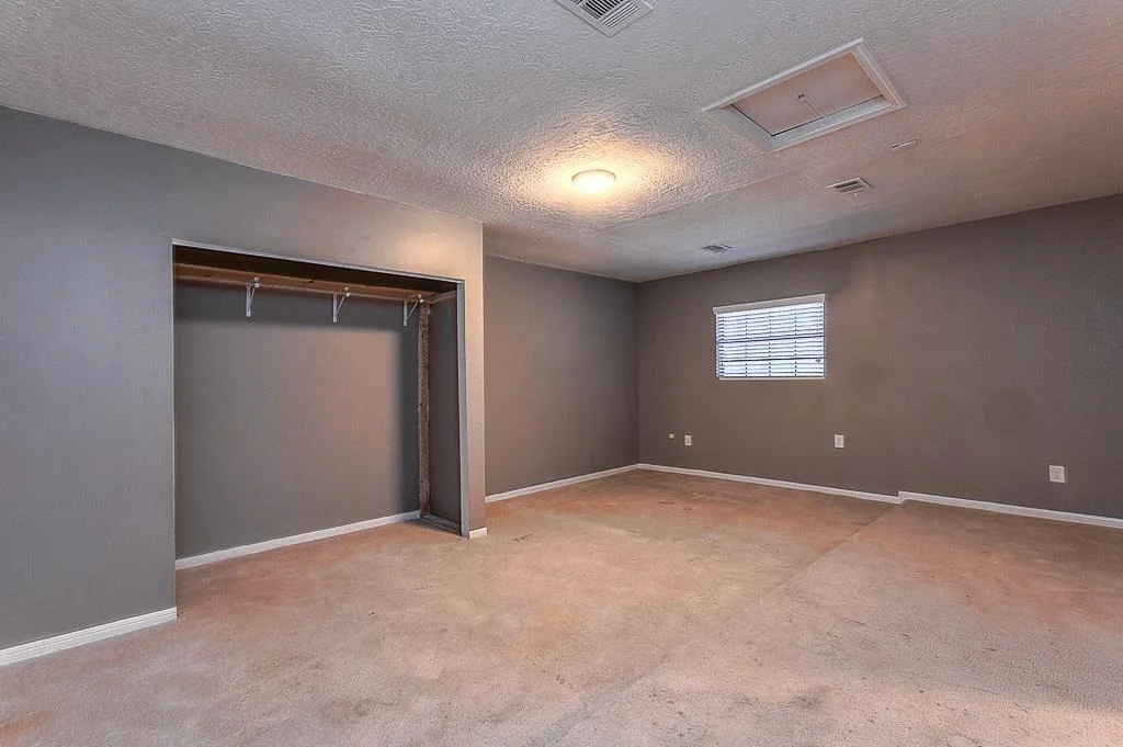 Photo of 24126 Whitefield Lane
