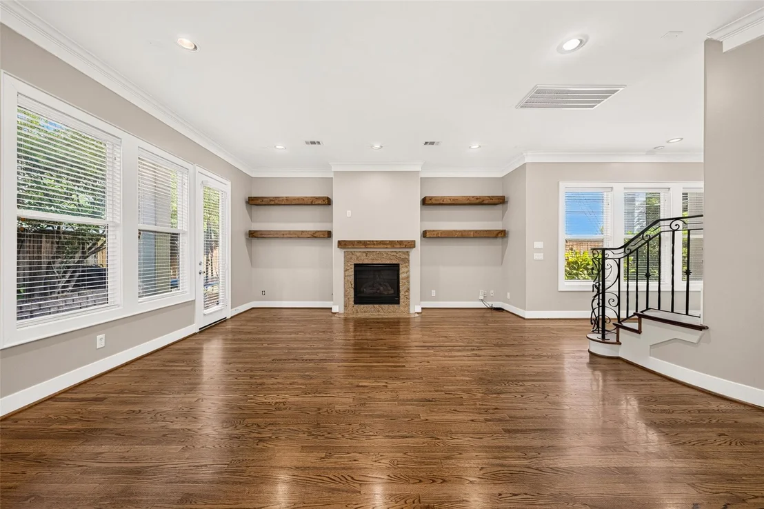 Photo of 2816 Mcculloch Circle