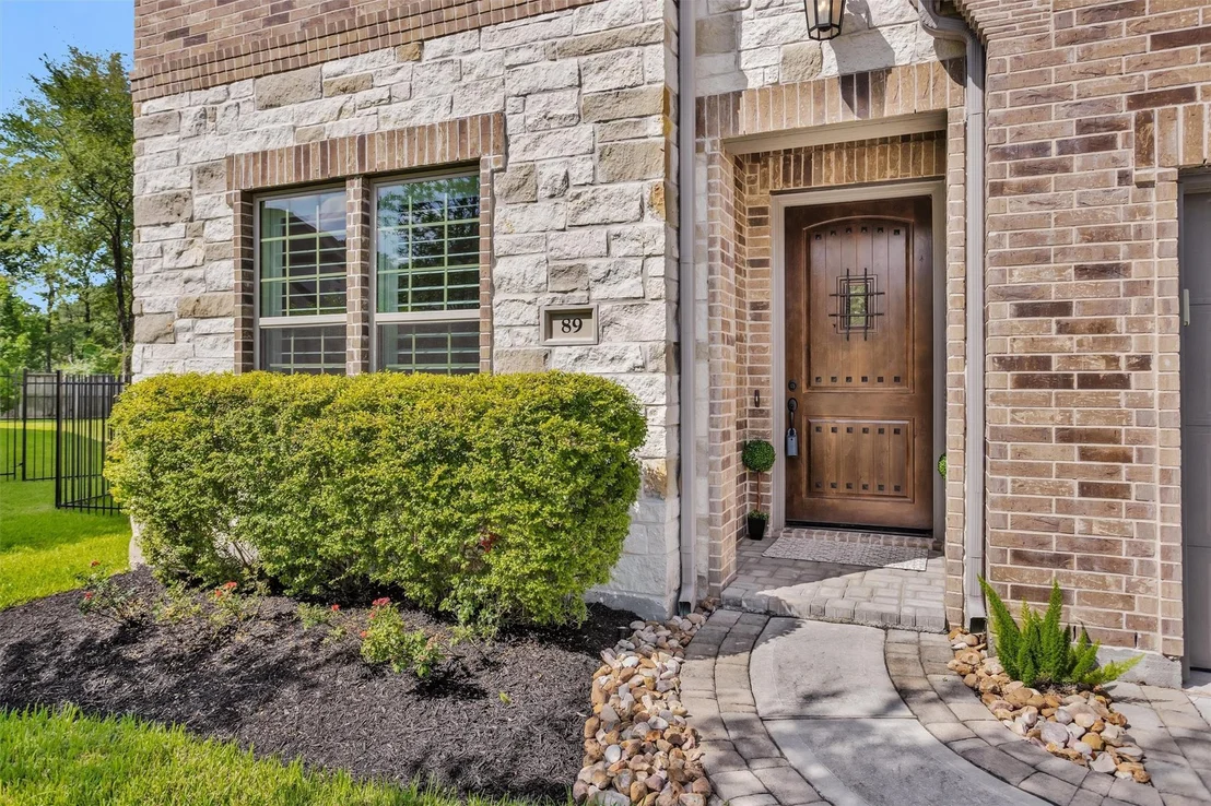 Photo of 89 Madrone Terrace Place