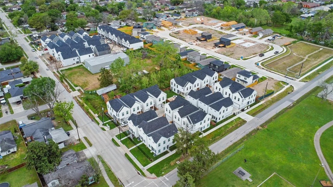 Photo of Unit C at 9902 Clark Road
