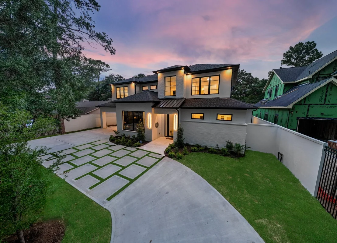 Photo of 13034 Memorial Drive