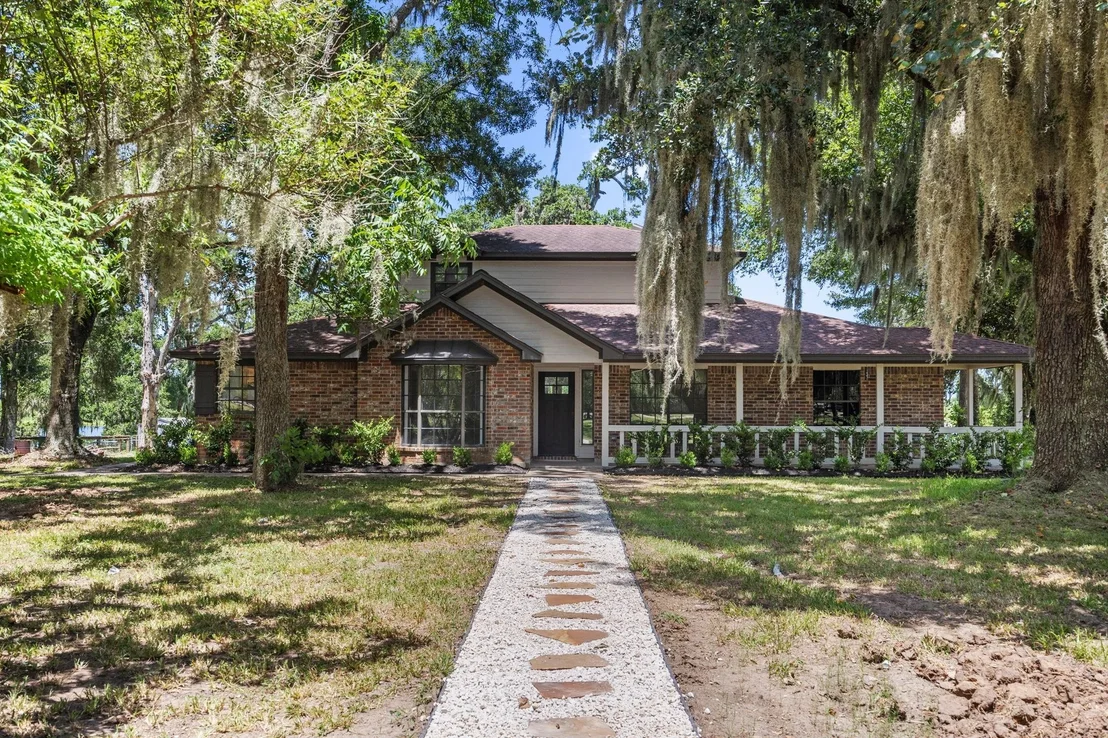 Photo of 21802 Lake View Road