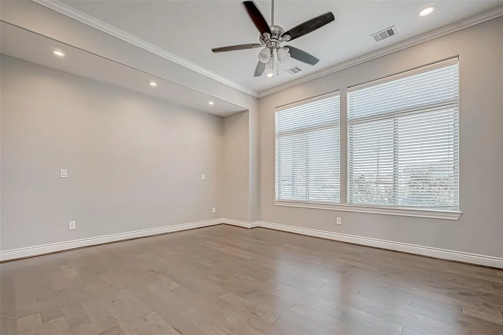 Photo of 8902 Spring Knoll Forest Drive