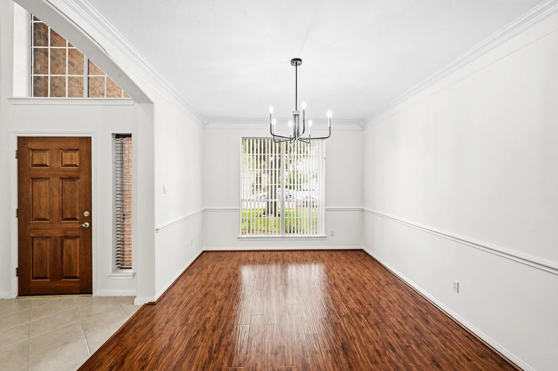 Photo of 6026 Dunsley Drive