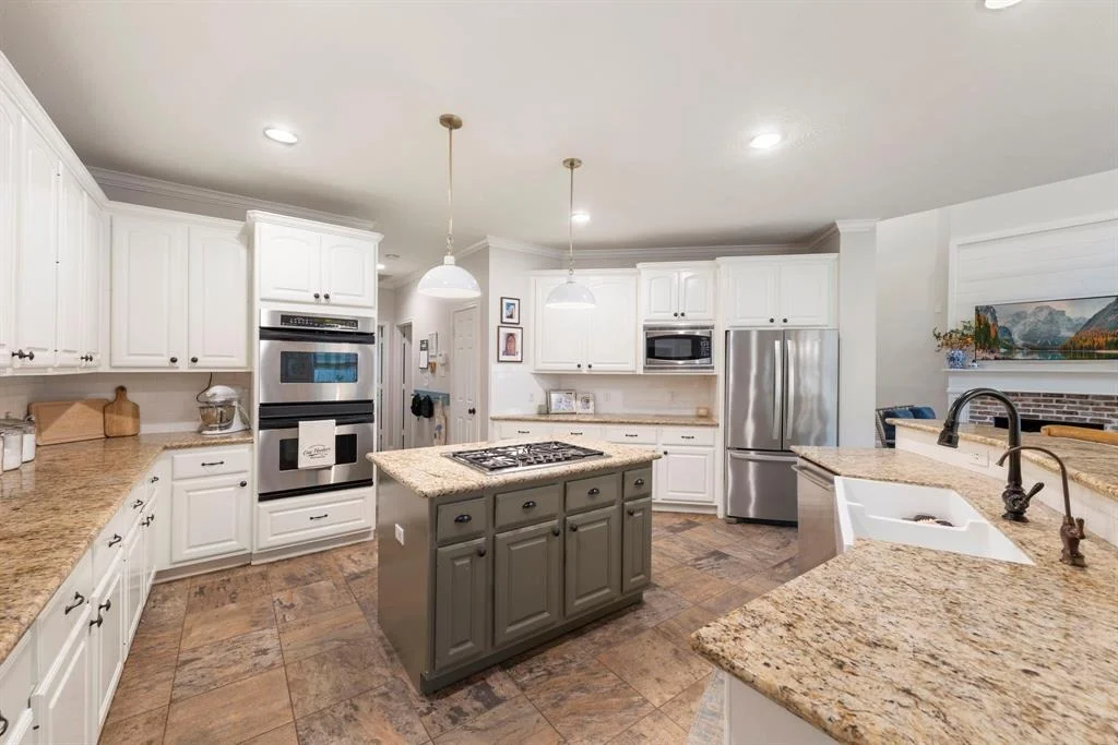Photo of 2123 River Bend Way