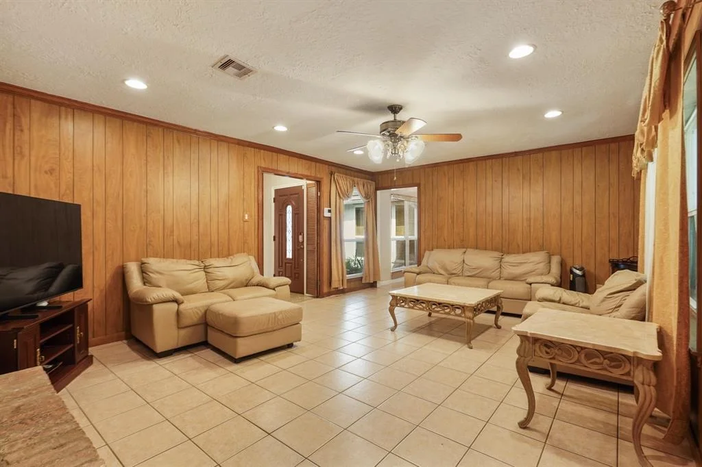 Photo of 14115 Wickersham Lane