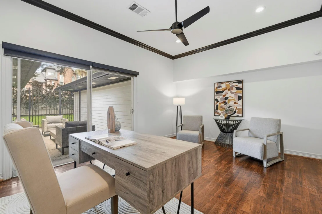 Photo of 2302 Chimney Rock Road