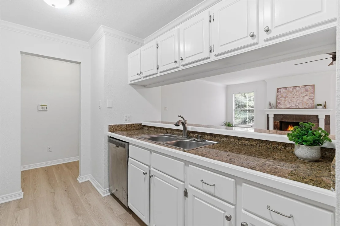 Photo of 11 Hasting Oak Court