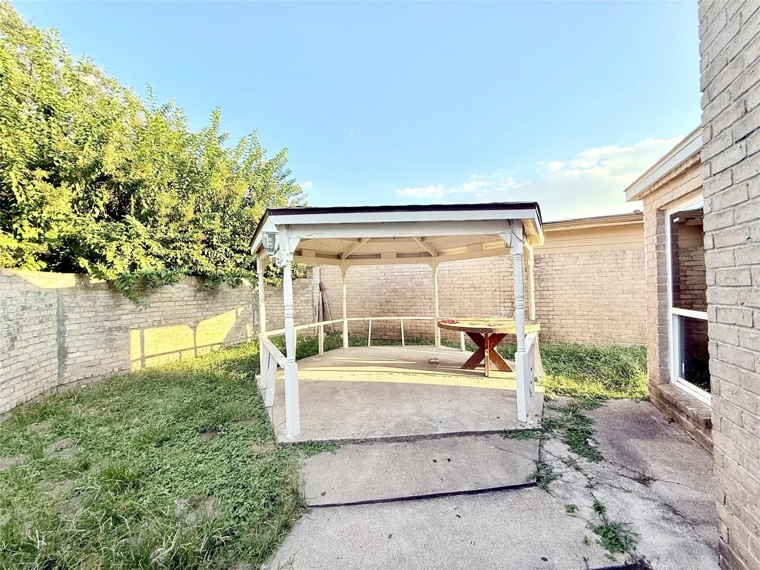 Photo of 3918 Summit Valley Drive