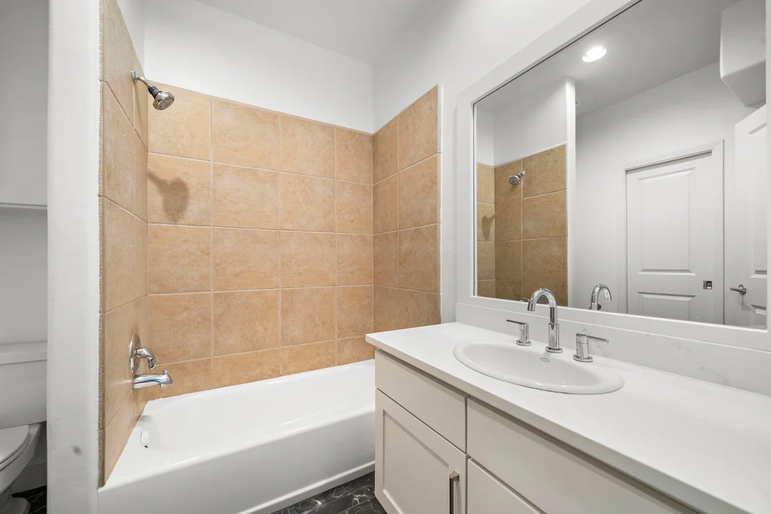 Photo of 906 Reinerman Street