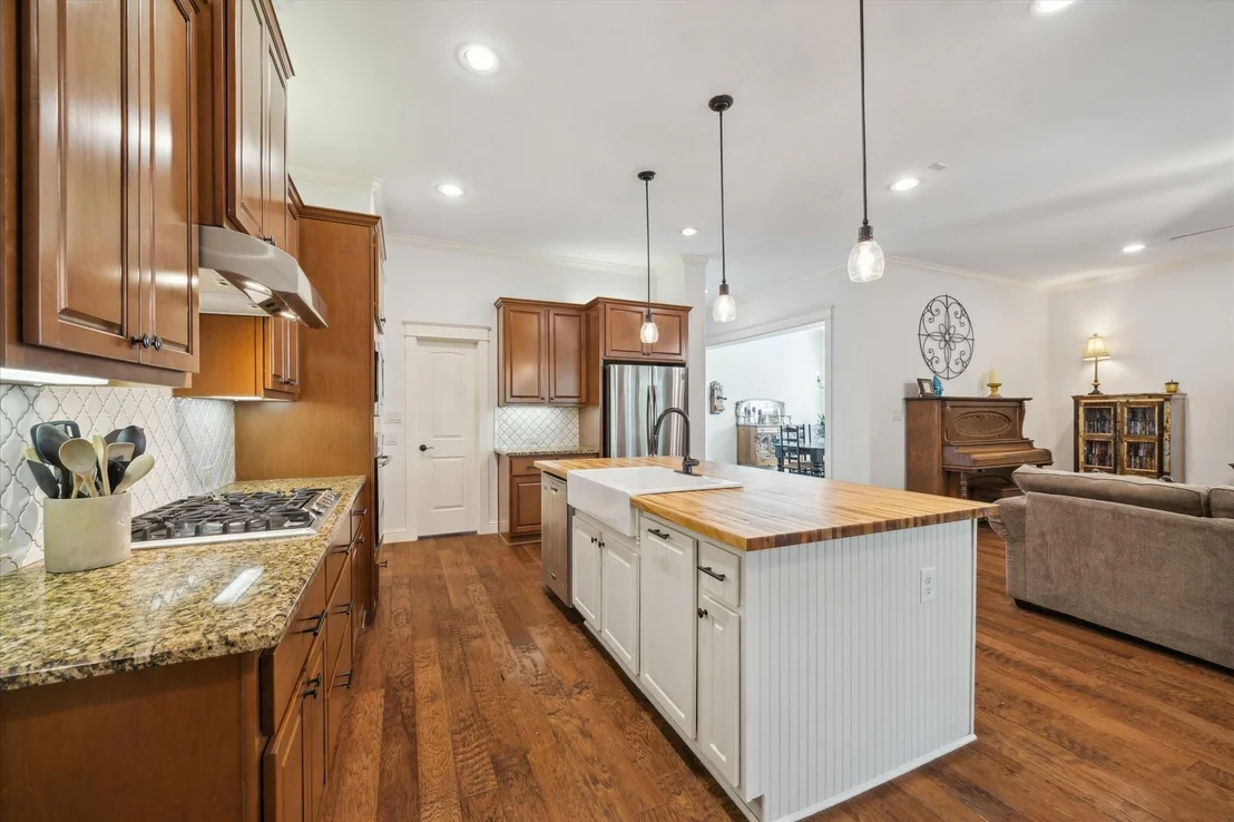 Photo of 141 Cherry Oak Lane