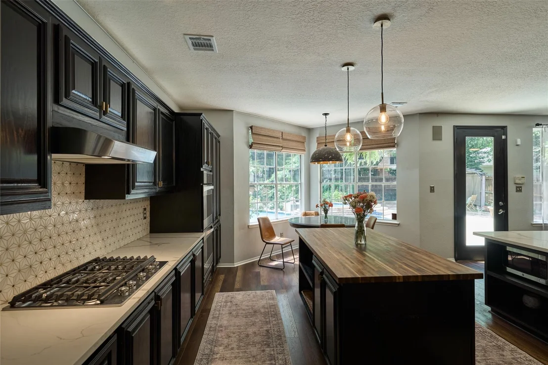 Photo of 37 Pinepath Place