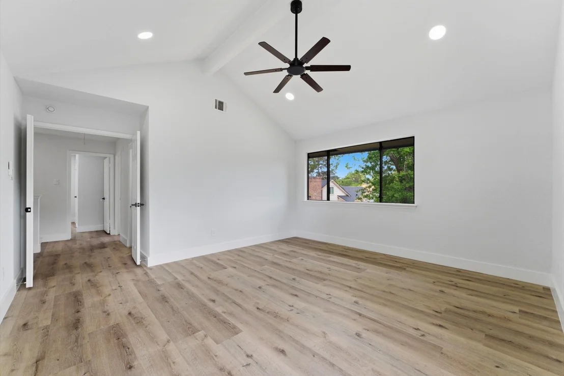 Photo of 4710 Whispering Falls Drive