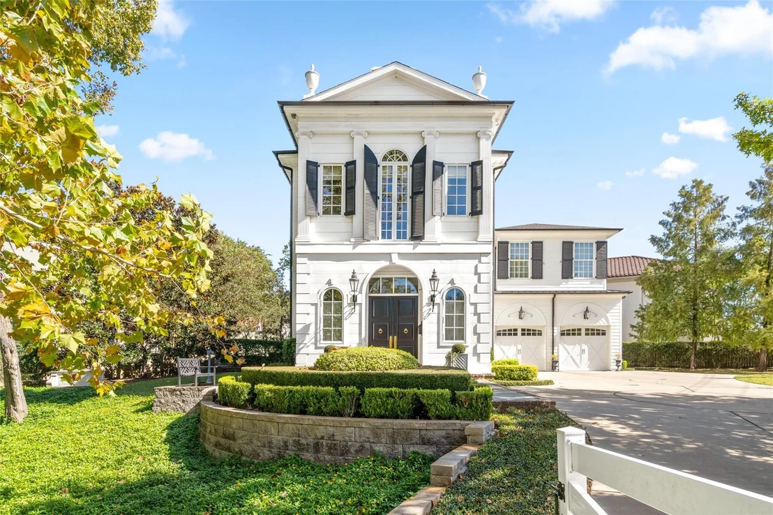 Photo of 6024 Memorial Drive