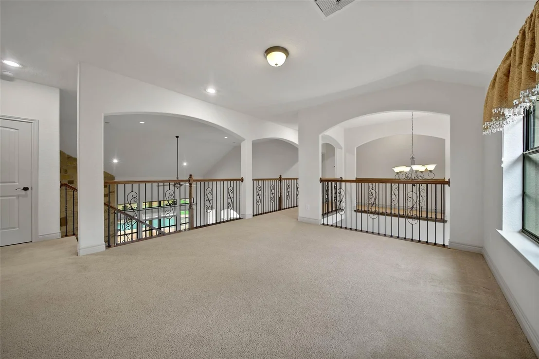 Photo of 40503 Manor Drive